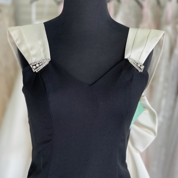 Little Black Dress with Bow - Picture 3 of 4